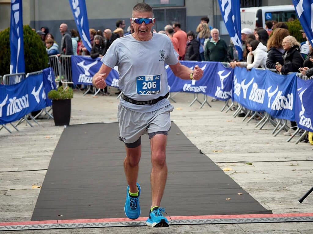 Enric arribant a la meta